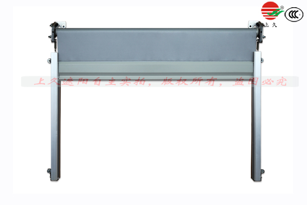 动车式窗框遮阳帘结构特性及安装方式